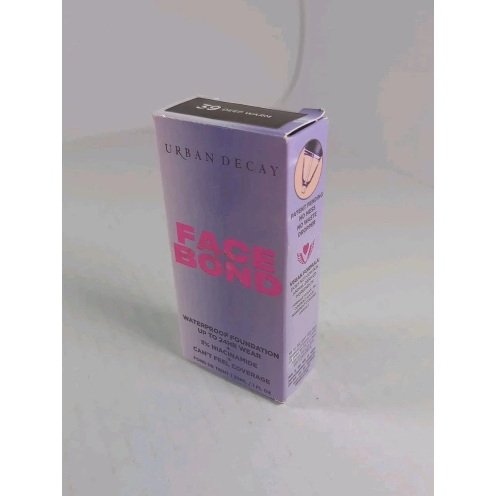 Urban Decay Face Bond Waterproof Foundation 24HR 3% Niacinamide 39 Deep Warm